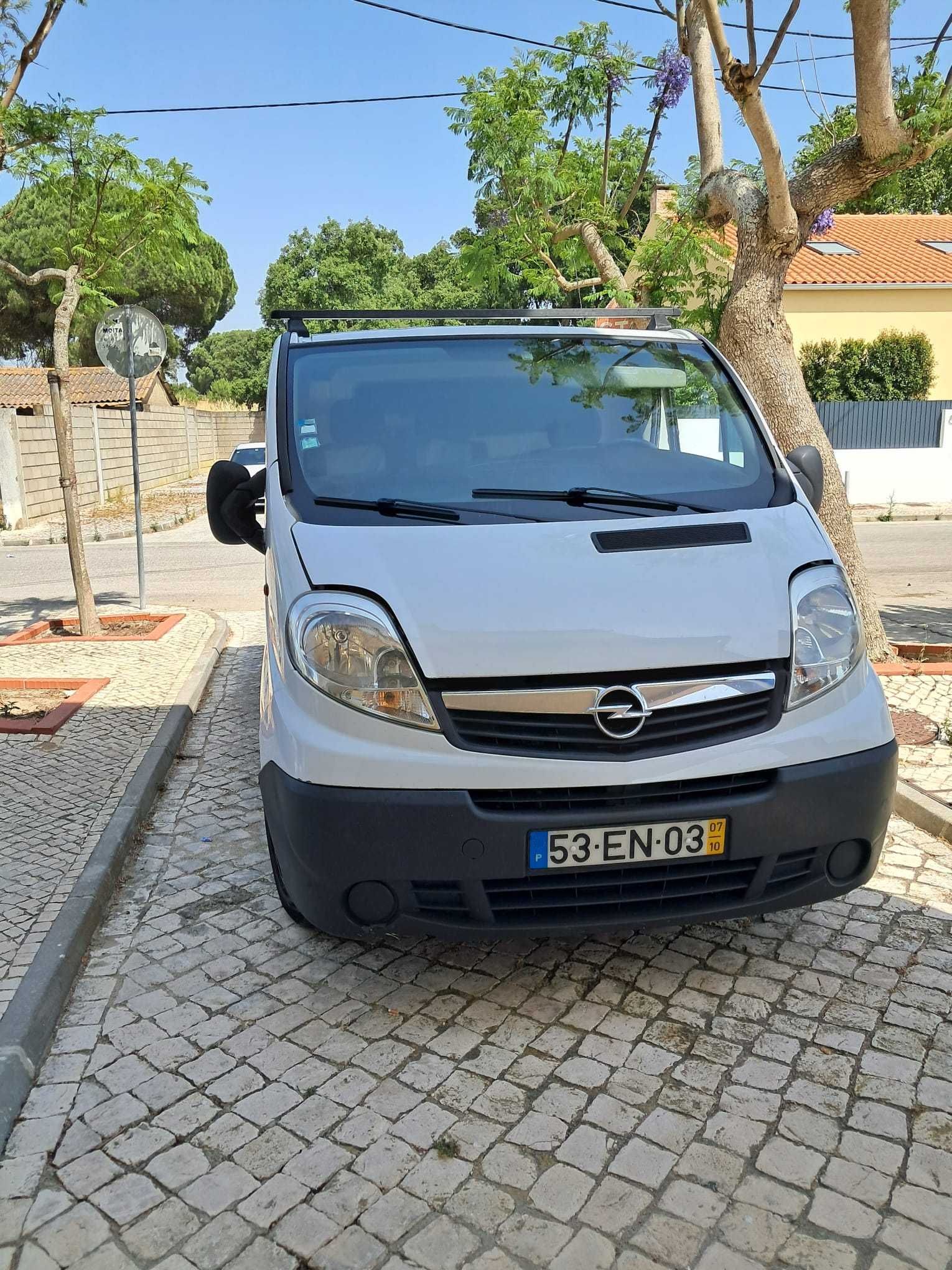 Opel Vivaro 2.0 cdti 2008