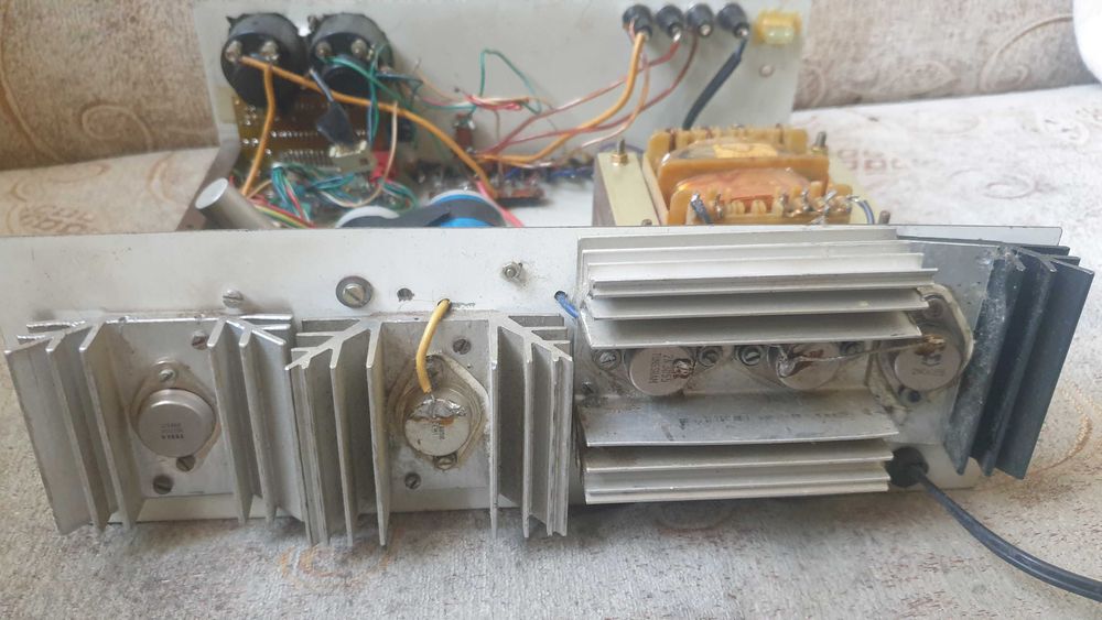 Zasilacz 12V CB własnej roboty z około 93 roku - do pomajsterkowania