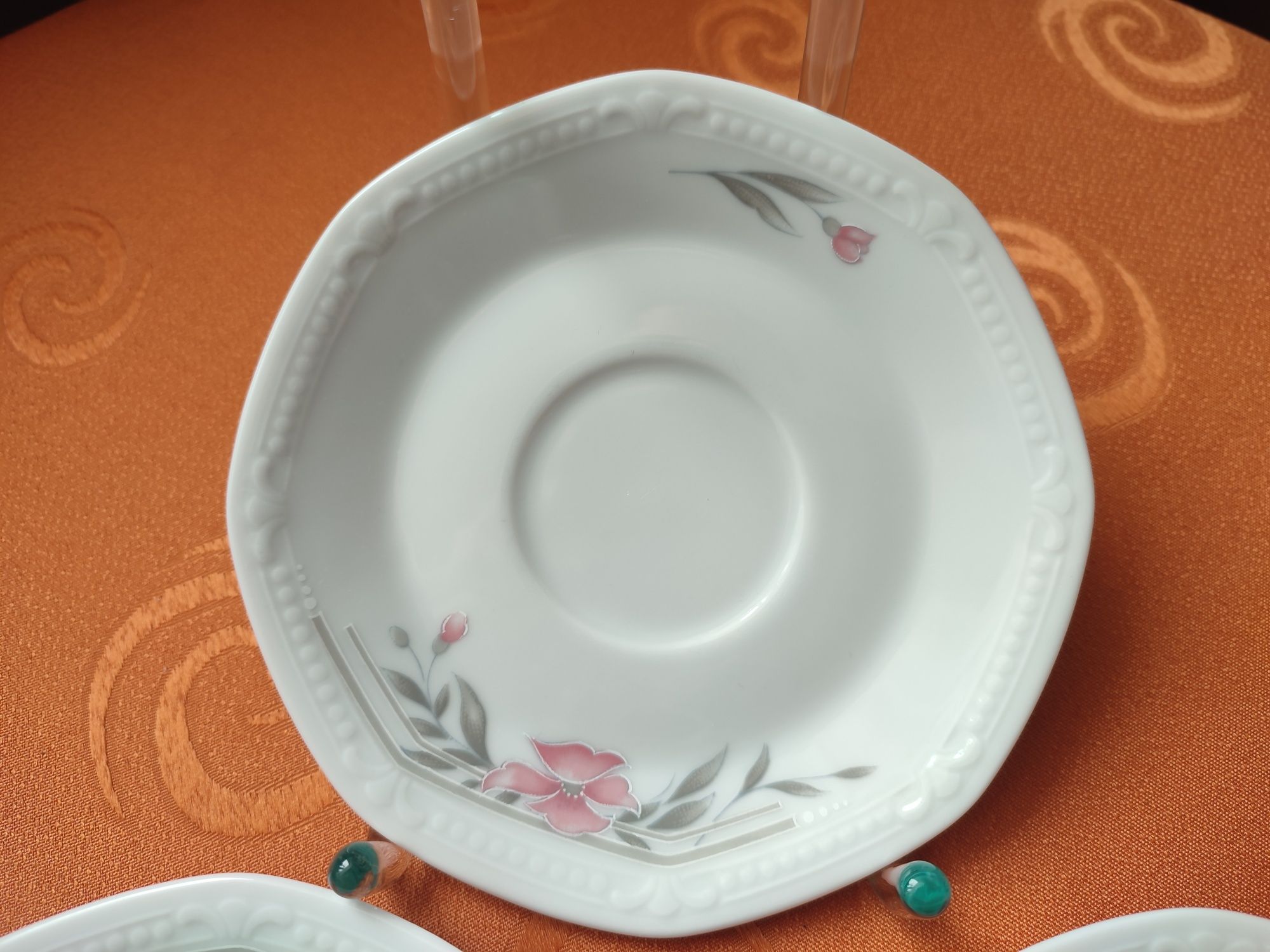 Śliczny zestaw trzech starych spodków porcelana Mitterteich Bawaria