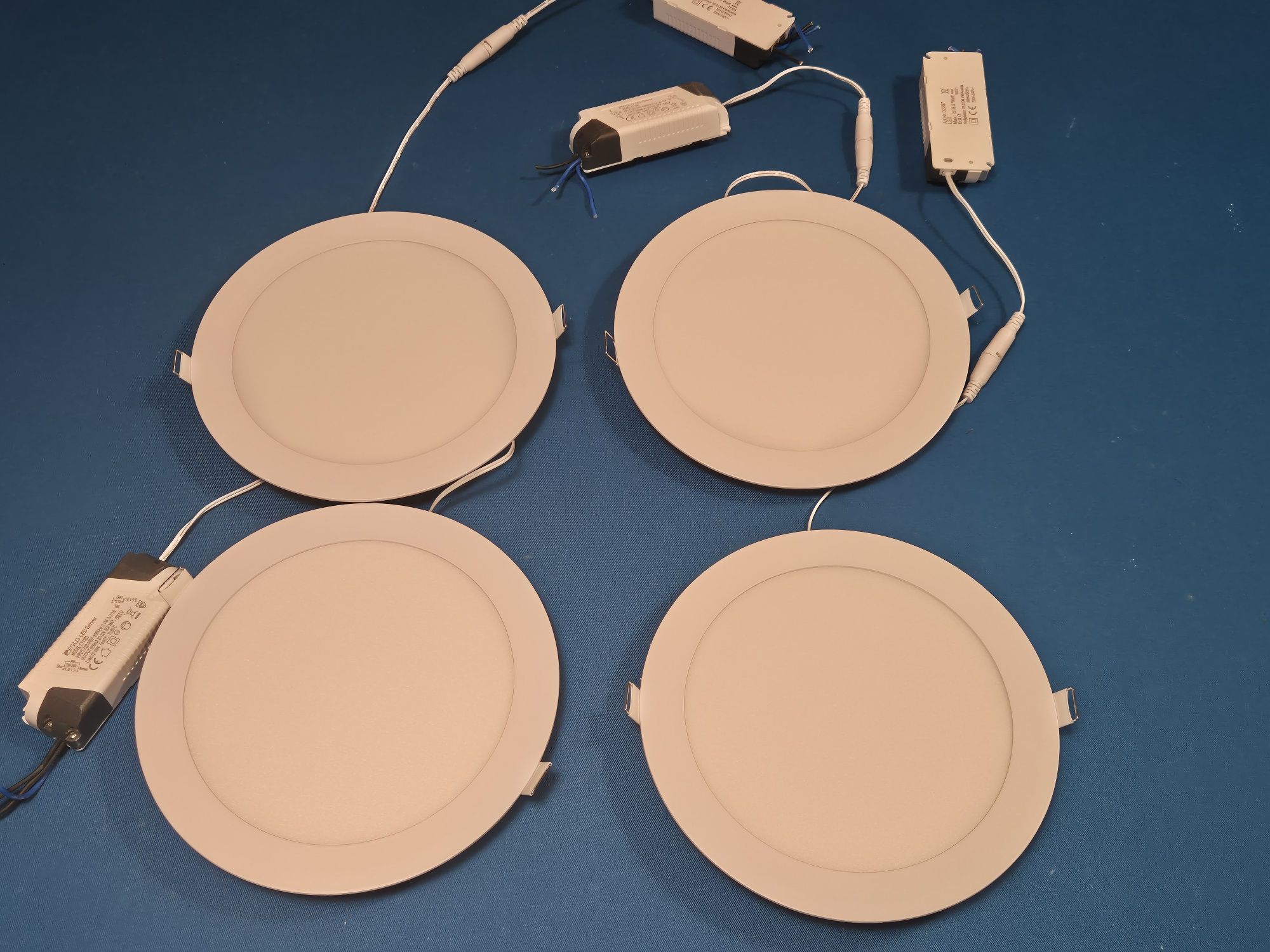 4x focos de encastrar redondos LED