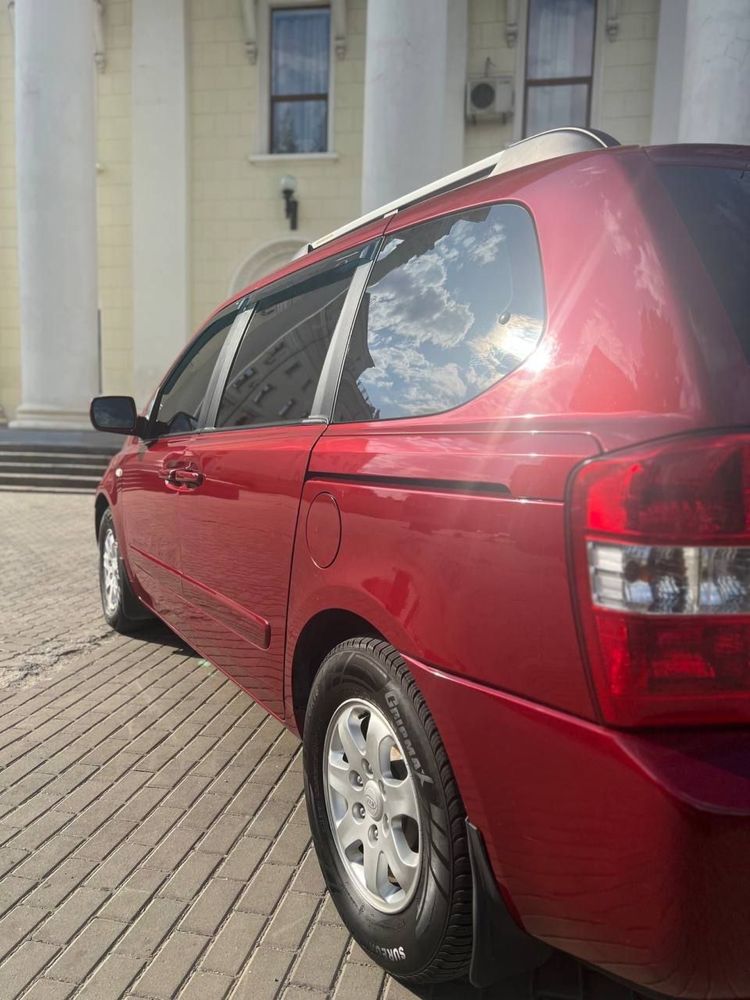 Kia Carnival 7 мест