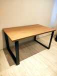Stół loft industrialny 144 x 84 cm dąb nogi czarny mat