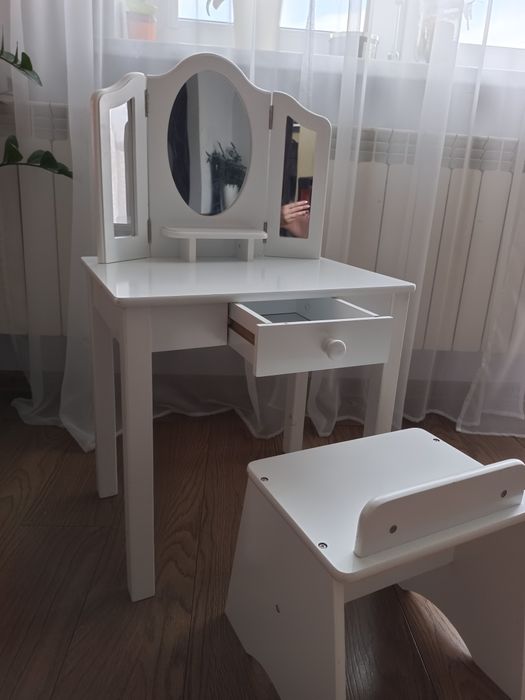 Toaletka dla małej księżniczki