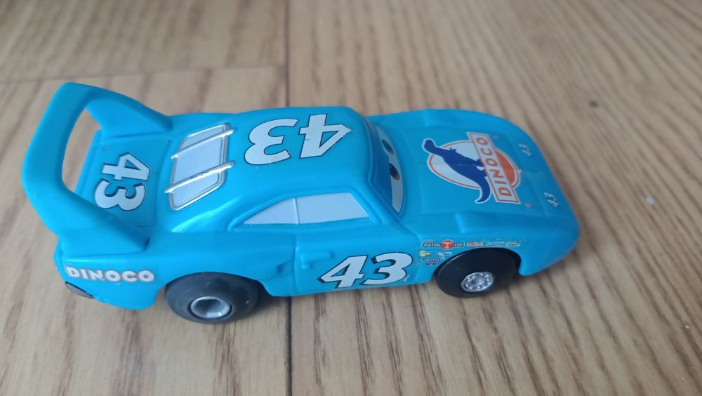 Autko król z bajki auta 1 zygzak McQueen