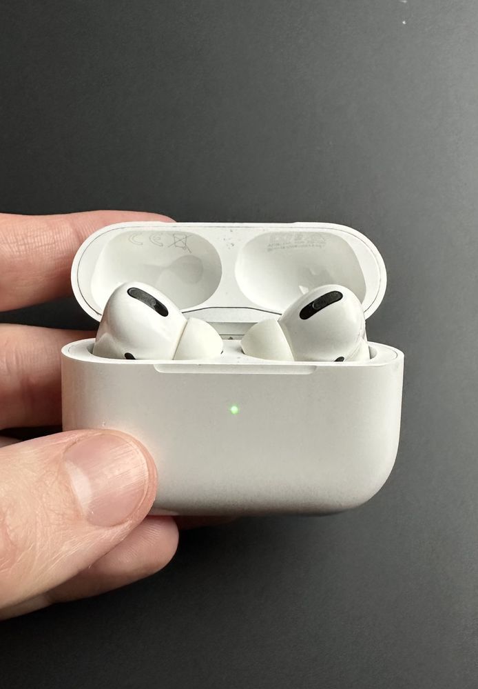 Słuchawki Apple AirPods Pro - z wadą