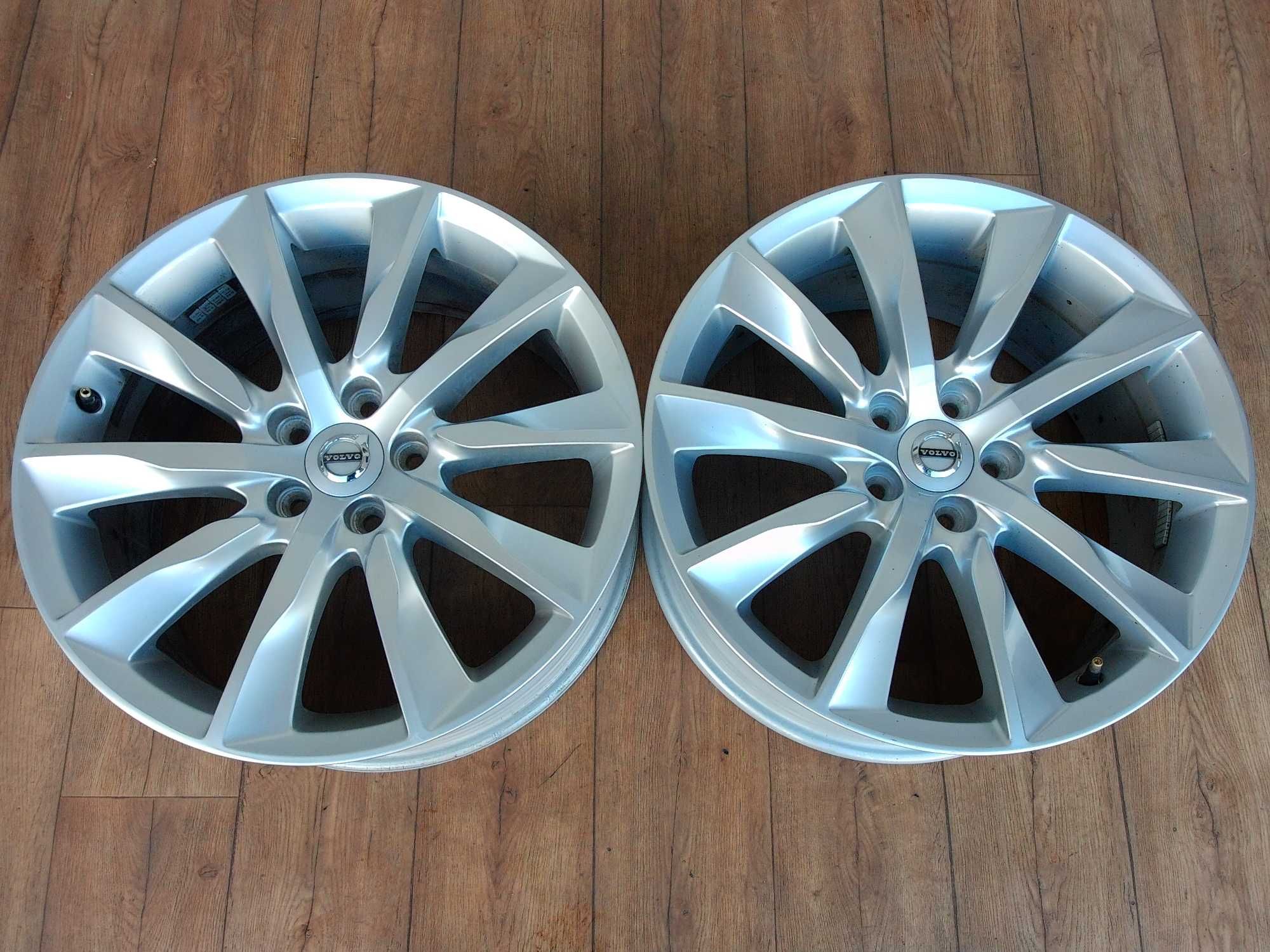 Felgi Volvo V60 S60 V70 S90 V90 XC60 18 5x108 ET 42 ładne 2szt