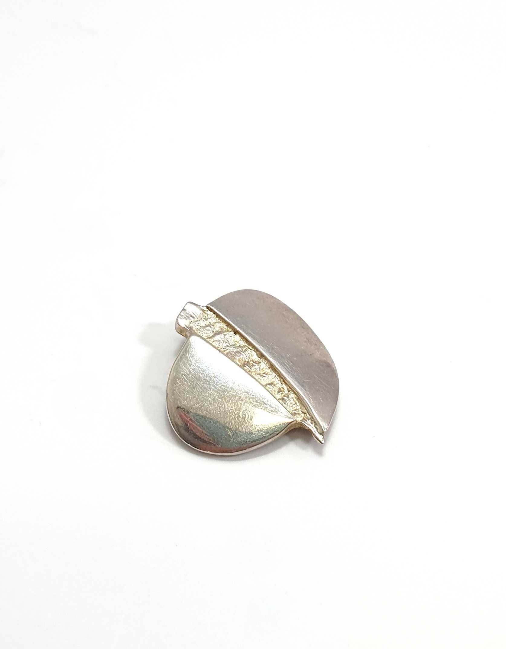 Ładna Srebrna Zawieszka 4,29 G 925