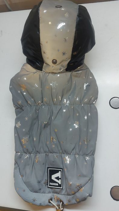 Продам жилети на собак