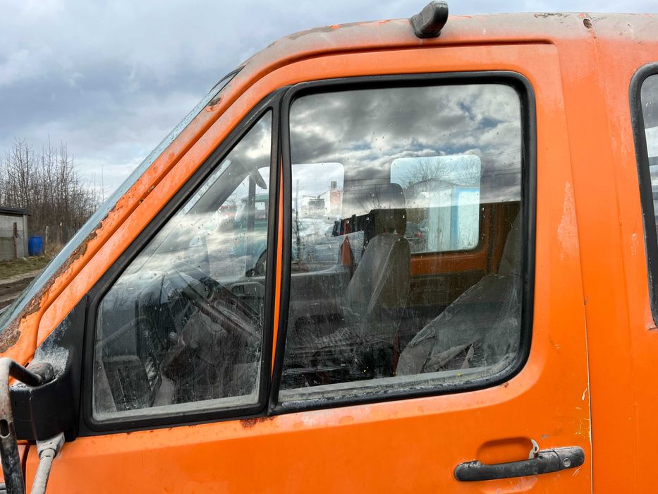 szyba drzwi przód prawa lewa Volkswagen LT