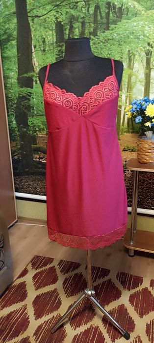 Комплект женский-пеньюар и сорочка недорого