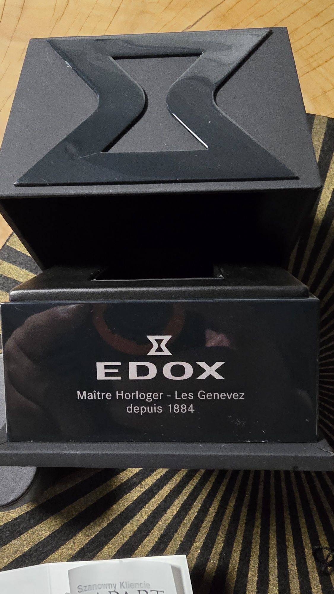 Zegarek marki EDOX