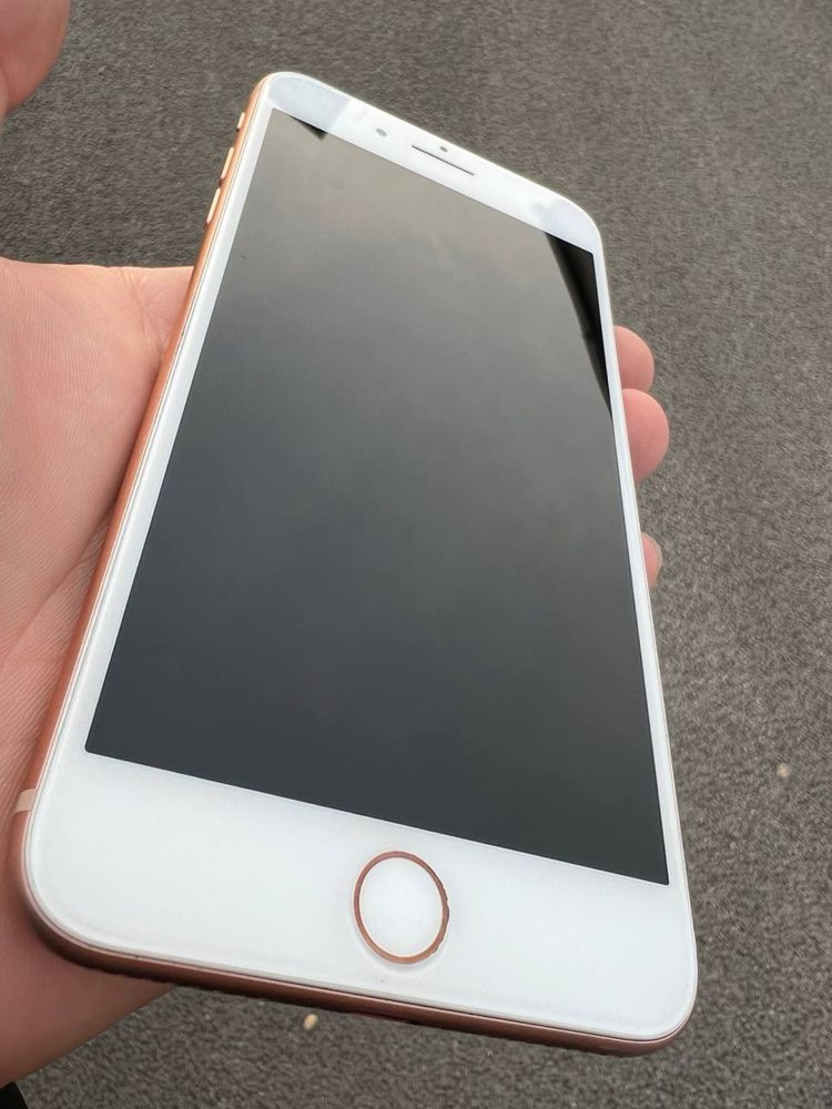 iPhone 8 Plus 64gb rose gold