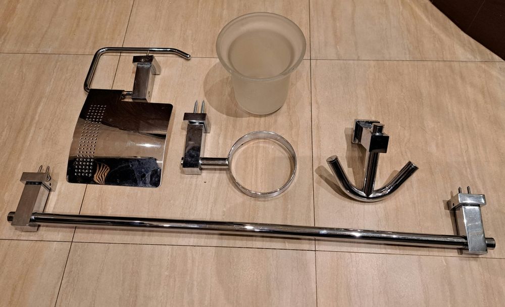 Akcesoria łazienkowe chrom