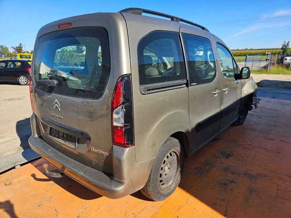 Citroen BERLINGO II 2010-2020 Silnik 1.6 BlueHDi 9HN DV6ETED 75KM/55kW KDDC na części klapa lampy hak