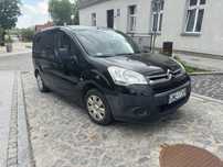 Berlingo 1,6 hdi vat 23 brutto 285 tys km 3 osobowy hak