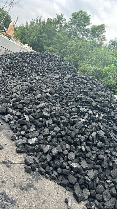 Wegiel z polskich kopalni oraz import