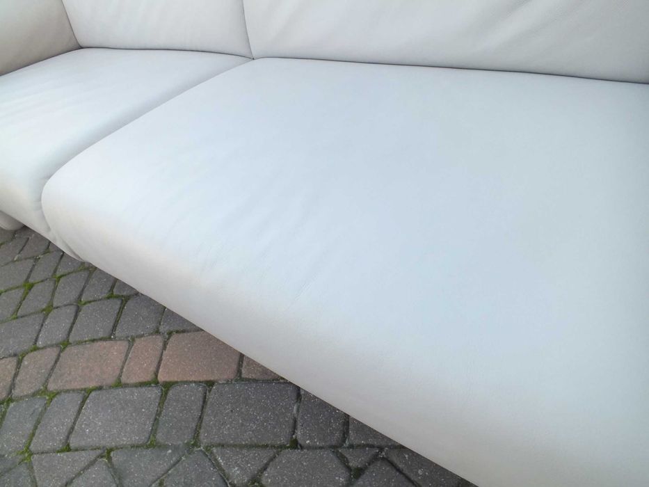 Komplet wypoczynkowy skórzany 3+2+1 firm Himolla. Kolor jasnoszary