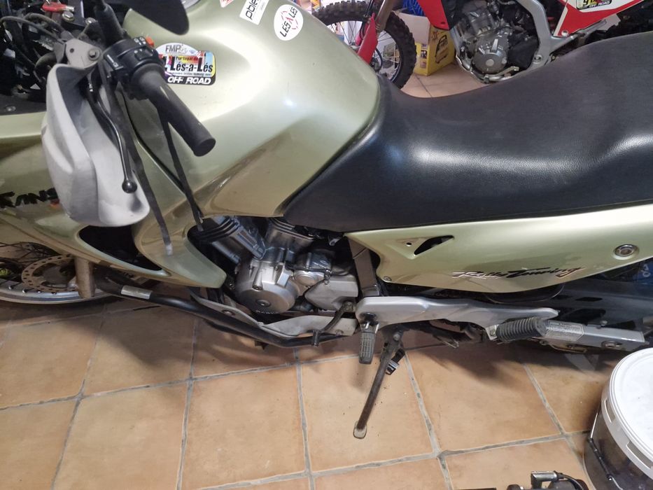 Mota Honda Transalp 650, com apenas 45.000km