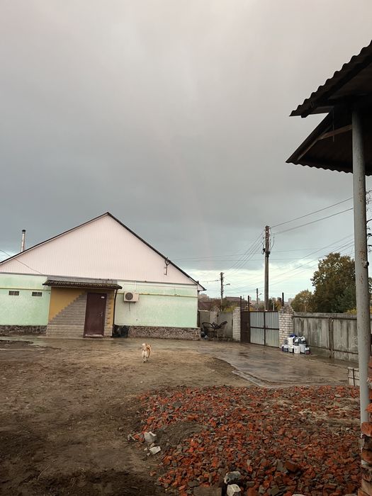 Сдам пів будинку на В Данилівці