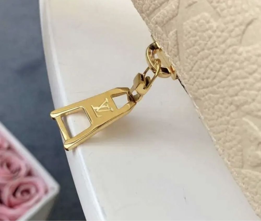 Сумка бананка Louis vuitton