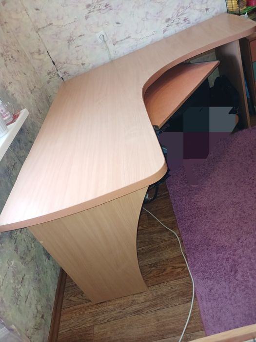 Письмовий комп'ютерний стіл+стілець в подарунок