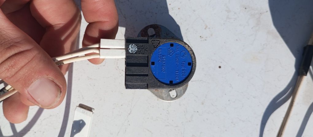 Termostat Czujnik pralki Whirlpool temperatury polar Typ 928