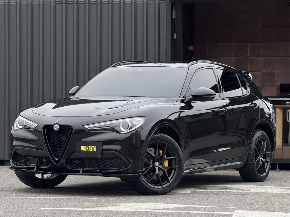 Alfa Romeo Stelvio Q4 2020 рік 2.0 бензин автомат повний привід 82т.км