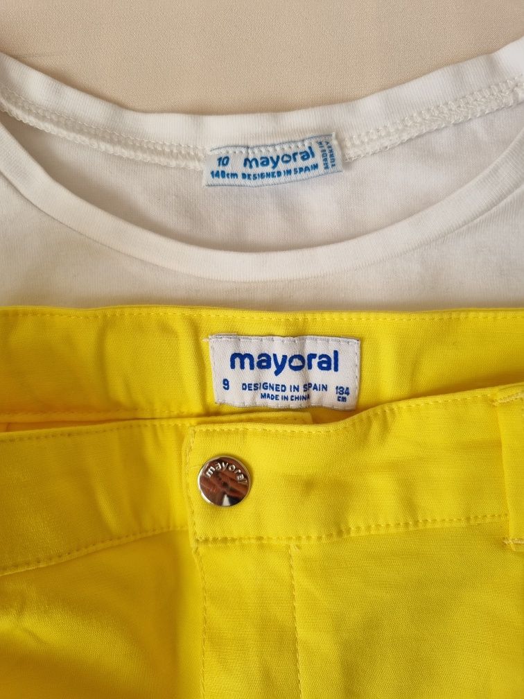 134-140 Mayoral bluzka szorty
1. Koszulka długość 44 cm, szerokość
