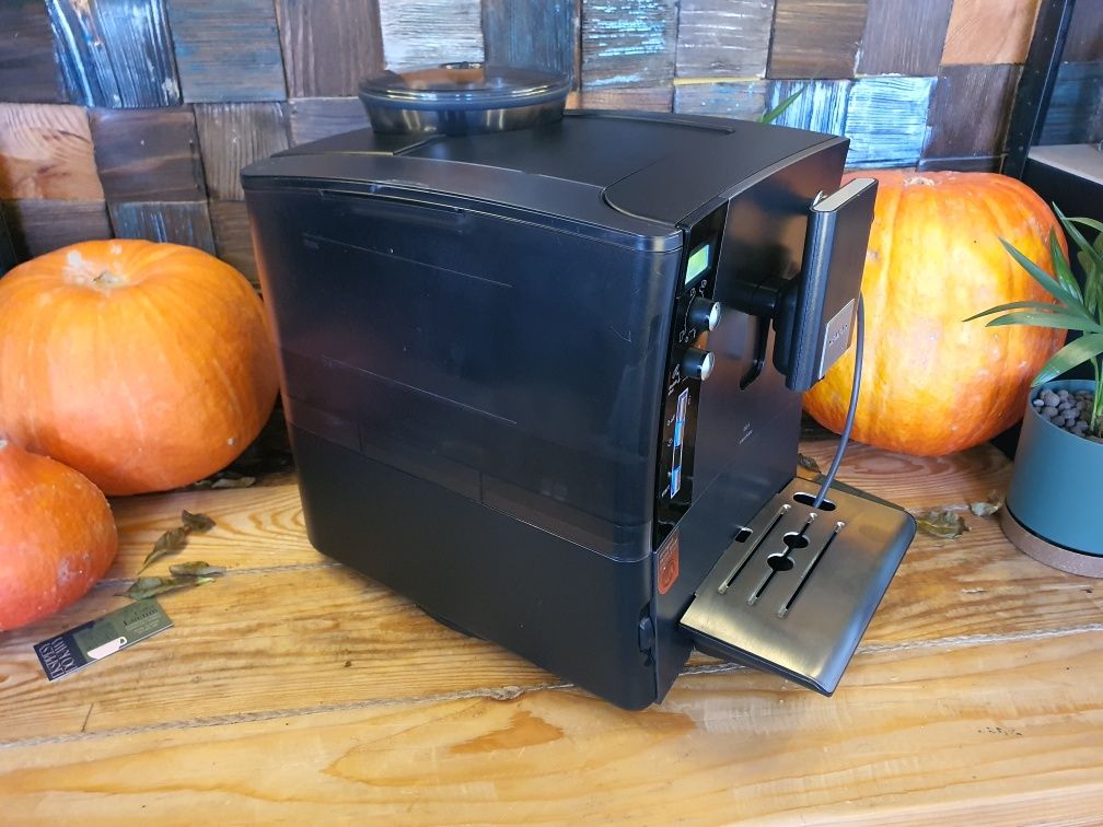 Automatycznie spienia i mieli kawę- Siemens eq.5 macchiato po serwisie