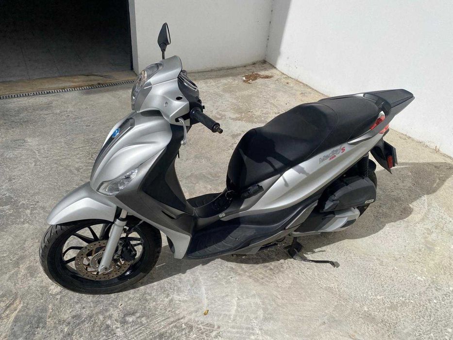 Piaggio Medley pouco usada