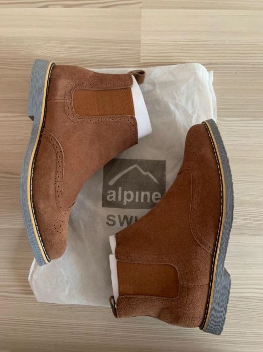 Високі туфлі замша Alpine Swiss Chelsea 42,5 - 43р, 275мм, НОВІ!