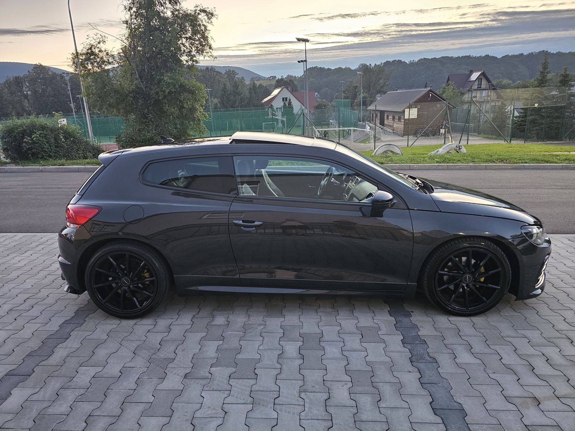 VW Scirocco Pakiet R Model 2010