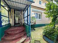Продам будинок в житловому стані