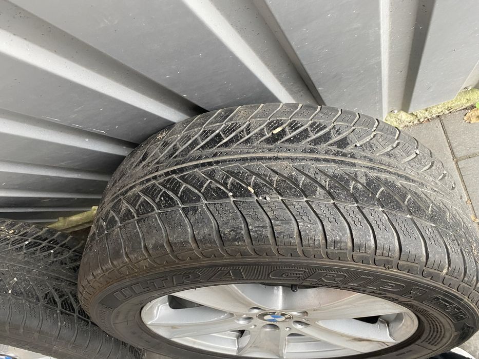 Колеса BMW X5 зимня резина з дисками GOODYEAR