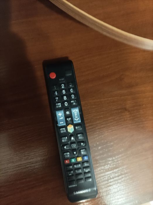 Продам самсун 6 серія оригінал смарт.