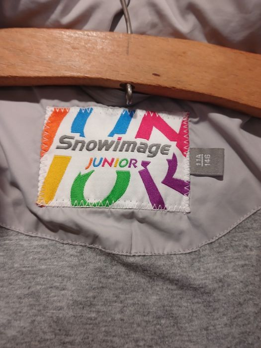 Продам весняну курточку на зріст 146