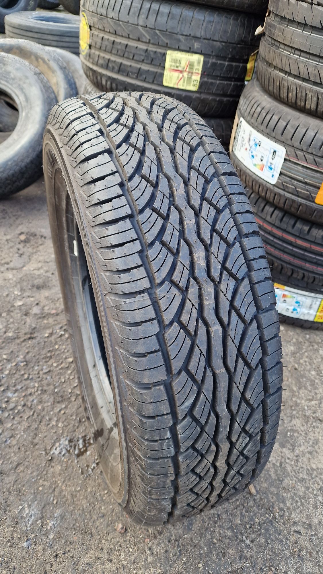 235/70r16 Falken Landair/AT T-110 106H