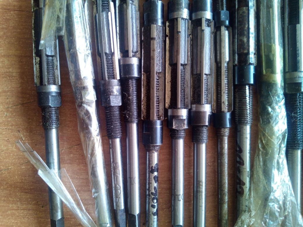 Rozwiertaki nastawne NRZe od 9,7 do 50 mm