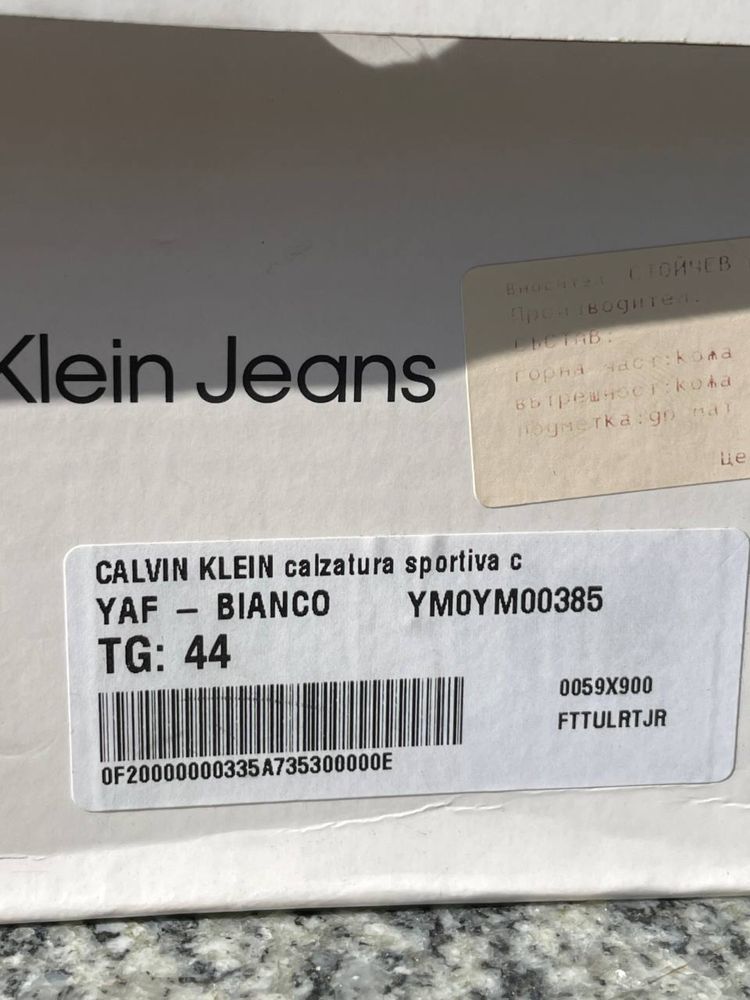 Продам кроссовки Calvin Klein jeans yaf-bianco