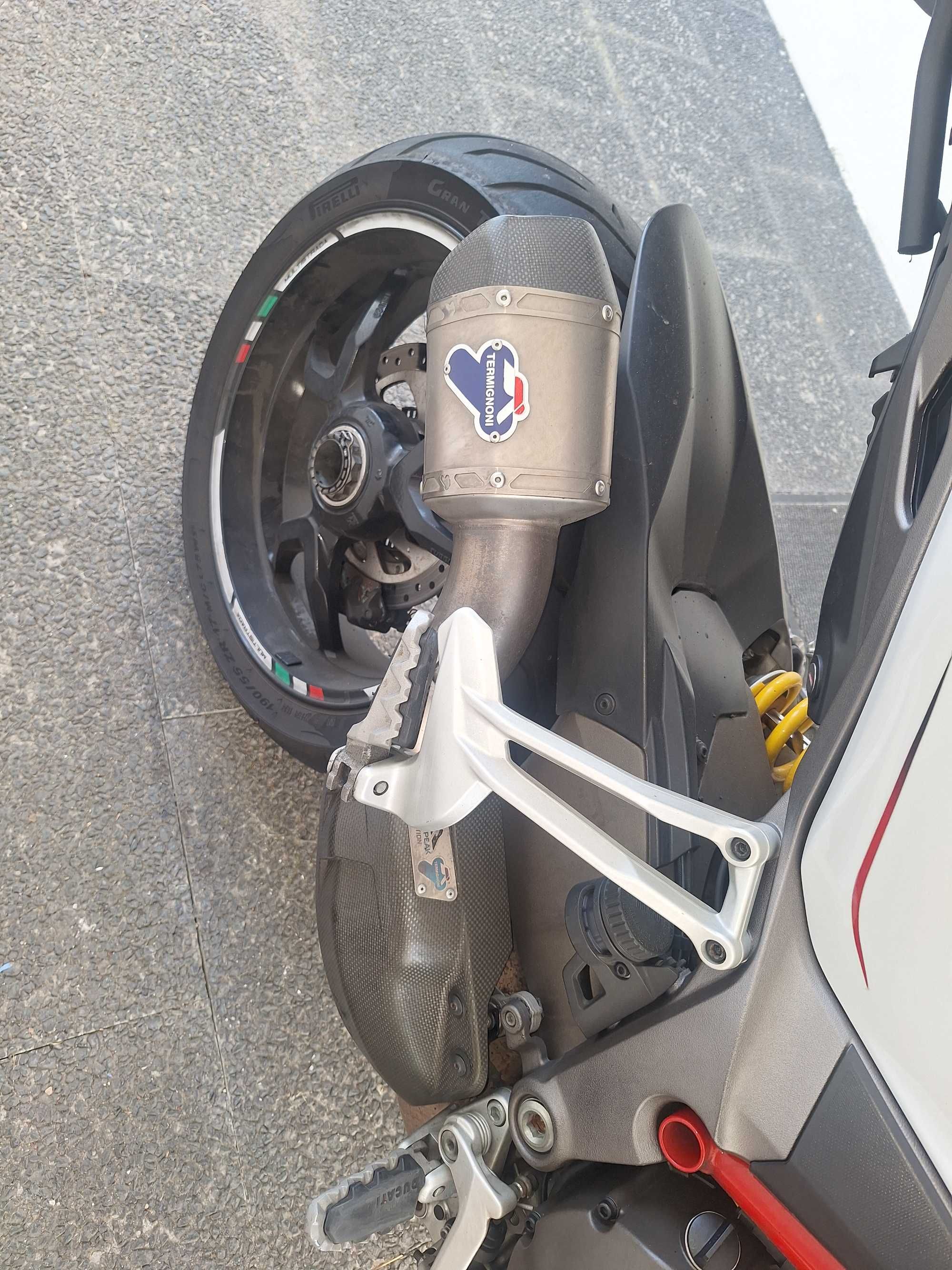 Ducati multistrada 1200S