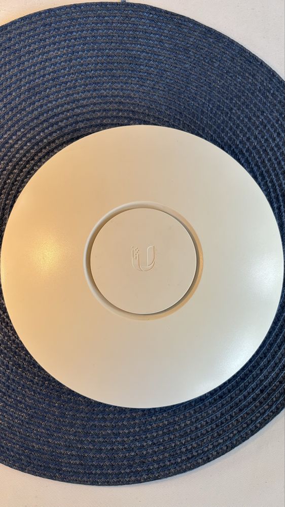 Unifi AP LR (long range) 802.11n, 802.11b, 802.11g