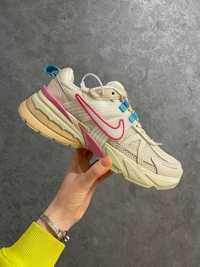 Кросівки Nike V2K Runtekk White/Pink