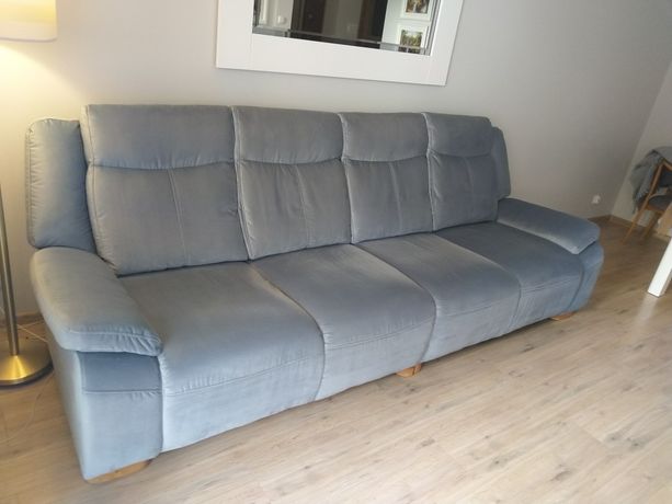 Sprzedam 2-letnią mało używaną sofę