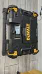Radio dewalt DWST1