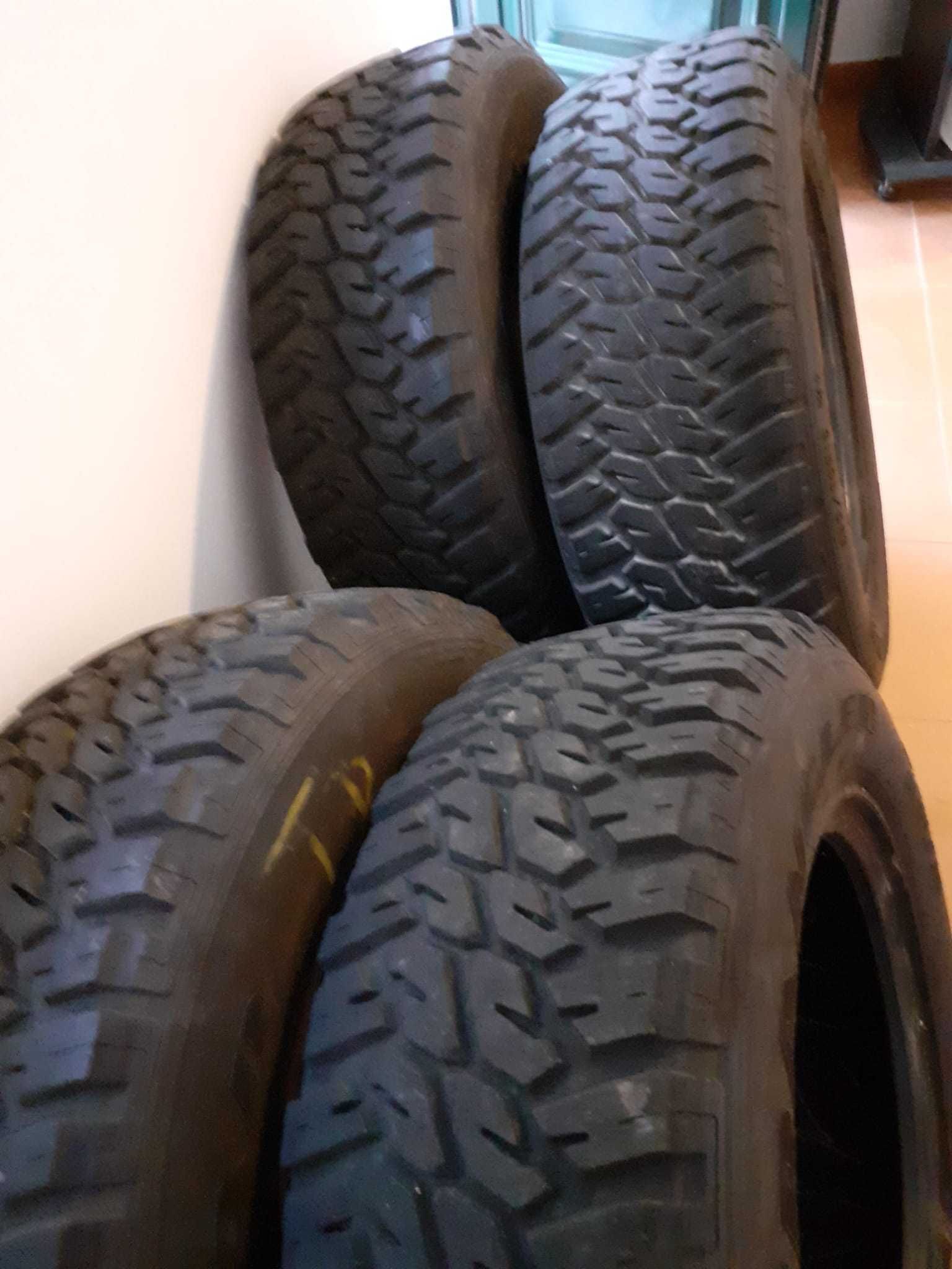 4 Pneus todo-terreno MT/R Wrangler Goodyear