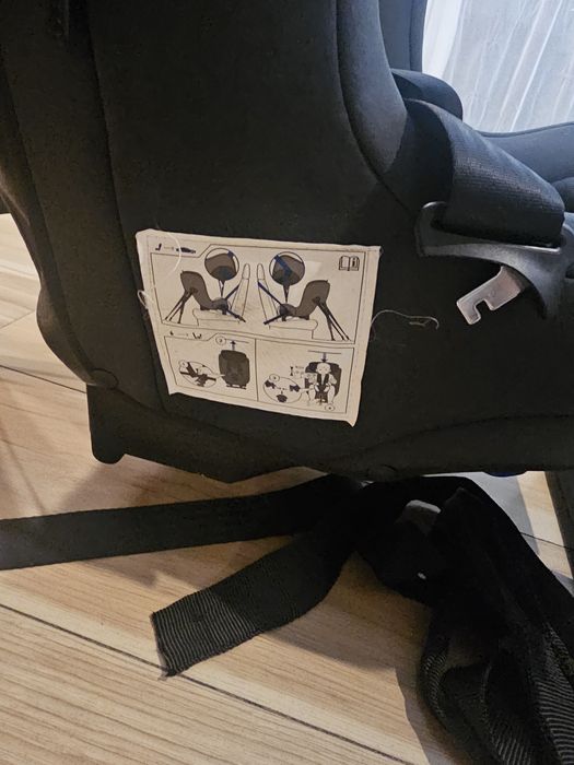 Fotelik samochodowy axkid minikid2