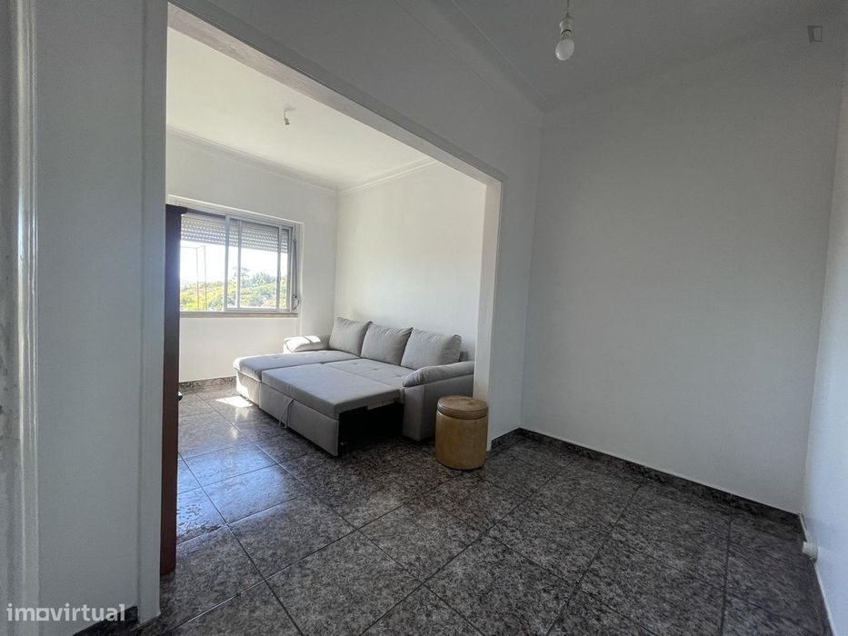 720509 - Quarto com cama de solteiro em...