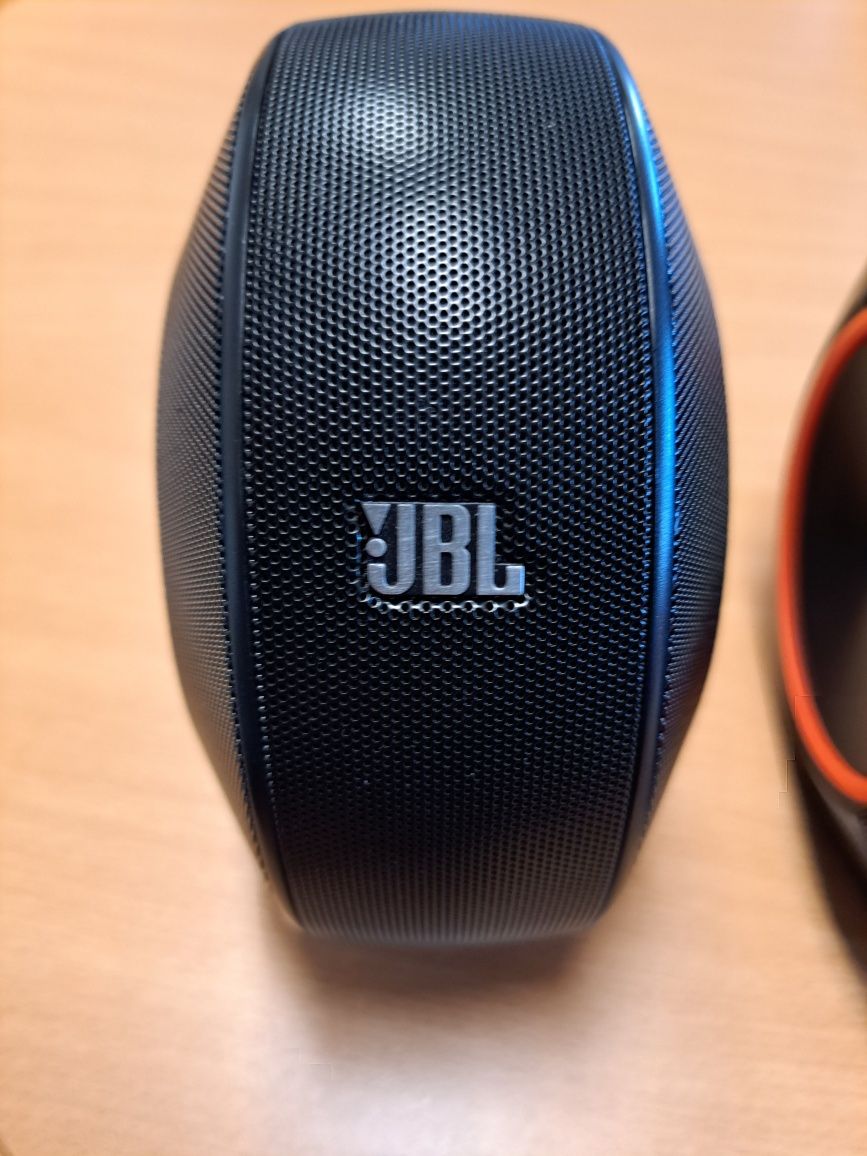 Colunas PC JBL Pebbles