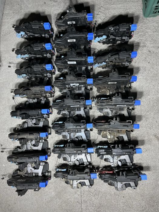 Замок двери. VAG