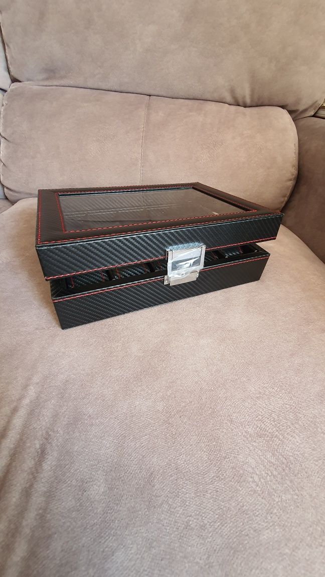 Caixa de 10 relógios nova a imitar carbono